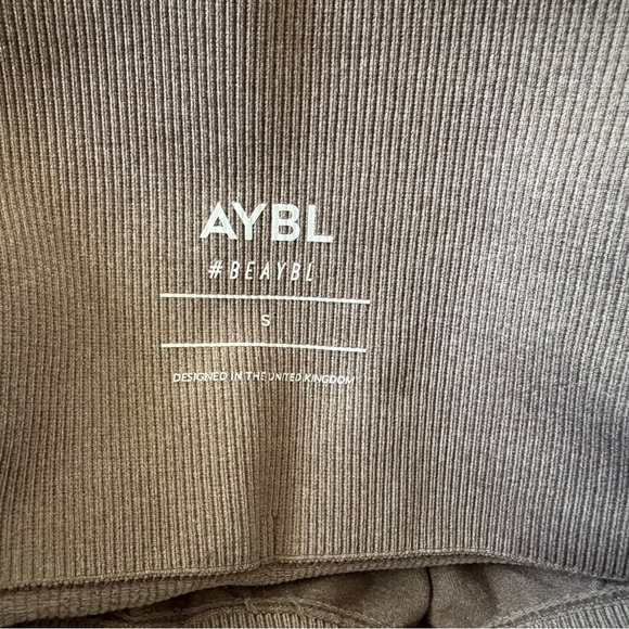 AYBL - Picture 4 of 4